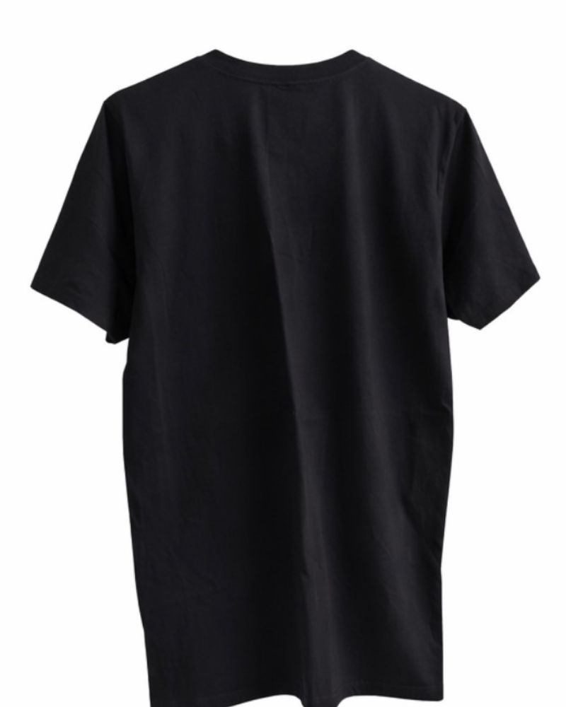 CAMISETA ESENCIAL NEGRO OVERSIZE