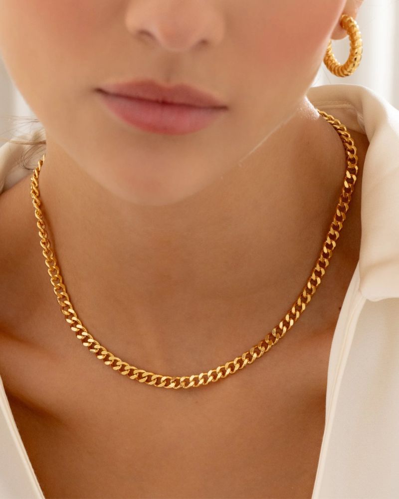 COLLAR PLANO DORADO