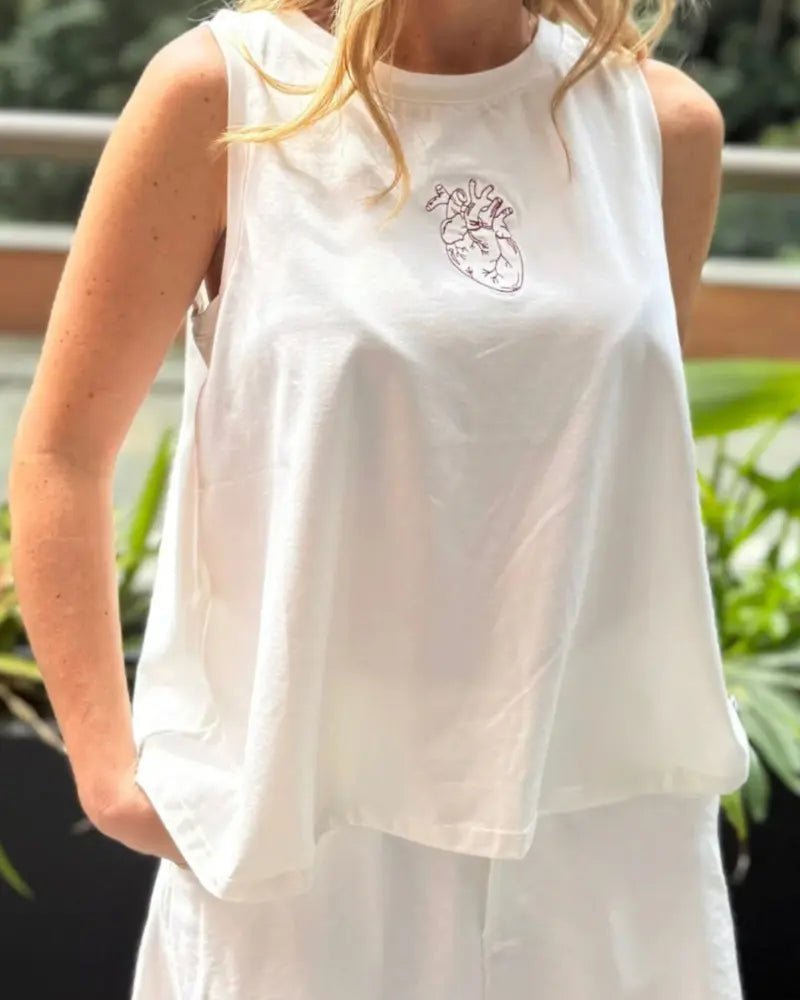 TANK TOP CRUZADO HAGAMOS LO QUE DIGA EL CORAZON