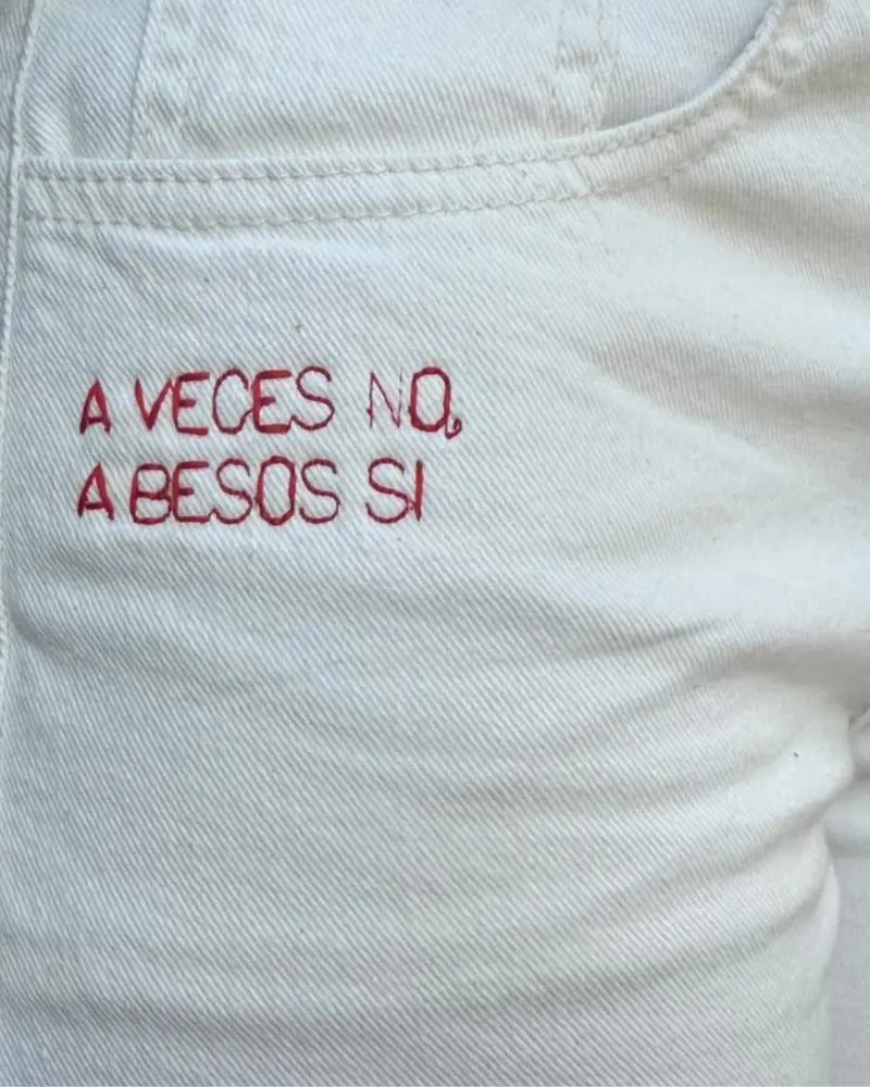 JEANS BESOS