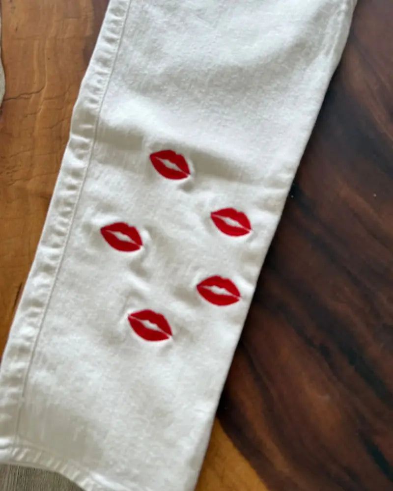 JEANS BESOS