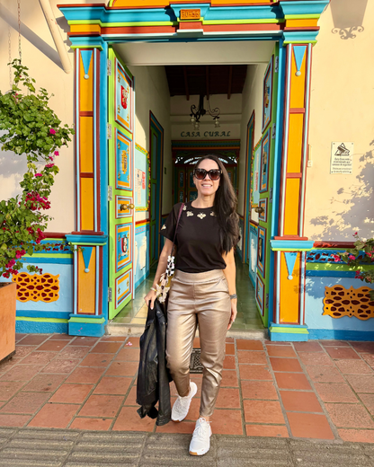 CAMISETA ABEJAS NEGRA