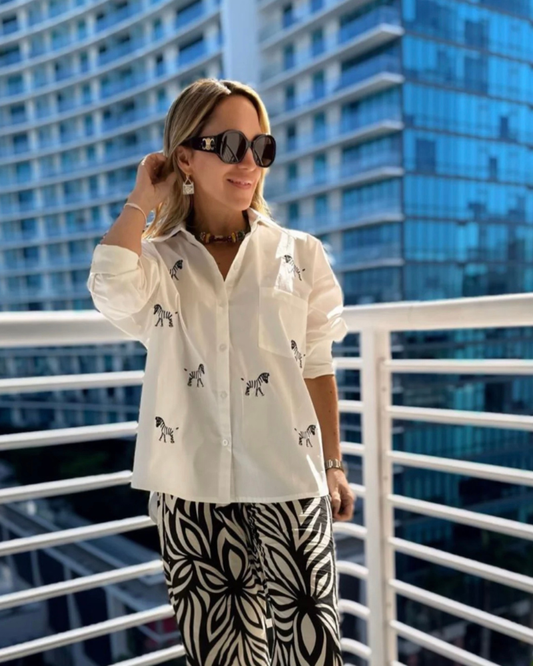 CAMISA CEBRA BORDADA OVERSIZE