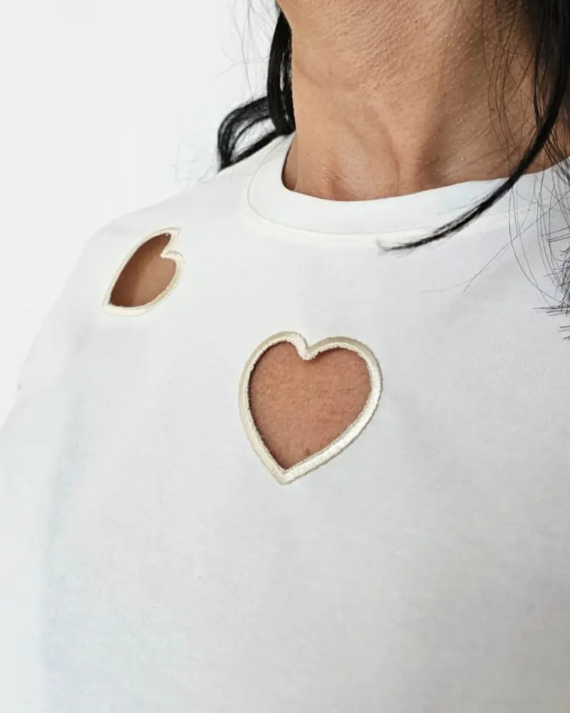 CAMISETA 3 CORAZONES MARFIL