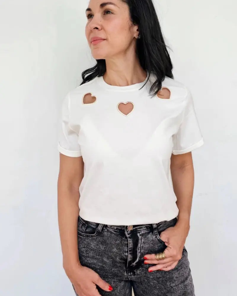 CAMISETA 3 CORAZONES MARFIL