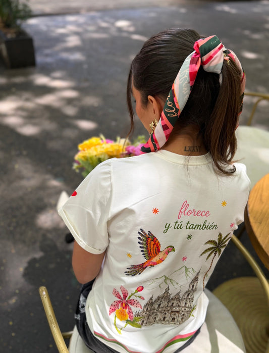 CAMISETA ORQUIDEA BLANCA