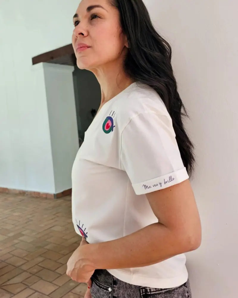 CAMISETA, ME VEO Y BRILLO CUELLO EN V