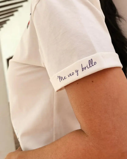 CAMISETA, ME VEO Y BRILLO CUELLO EN V