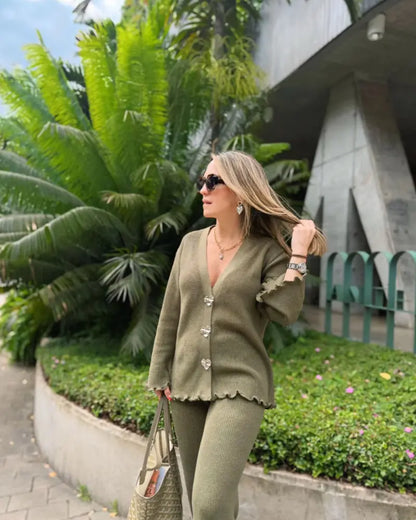 PANTALON ESSENTIAL VERDE