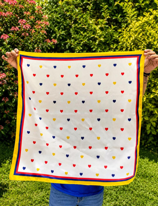 PAÑOLETA CORAZONES DE COLORES